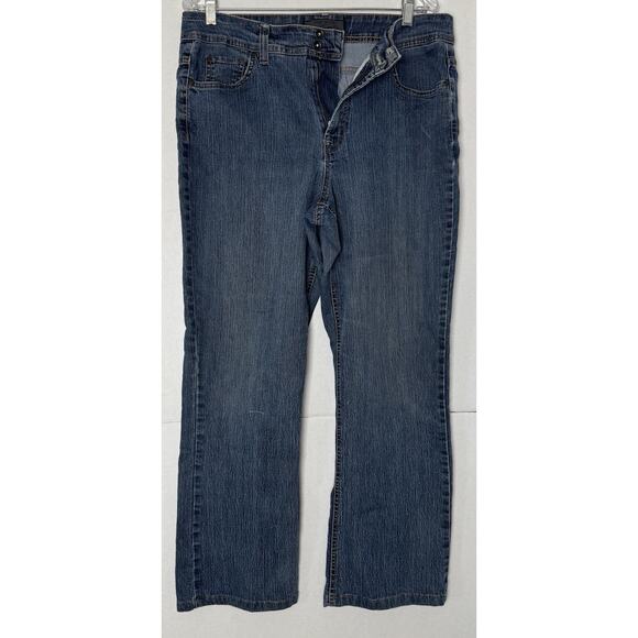 Nine West Women’s Jeans Sz 14 Blue Denim Straight Leg Mid Rise Double Button - Picture 1 of 9